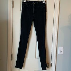 Hollister High-Rise Super Skinny Jeans . W26 L32 . Black .